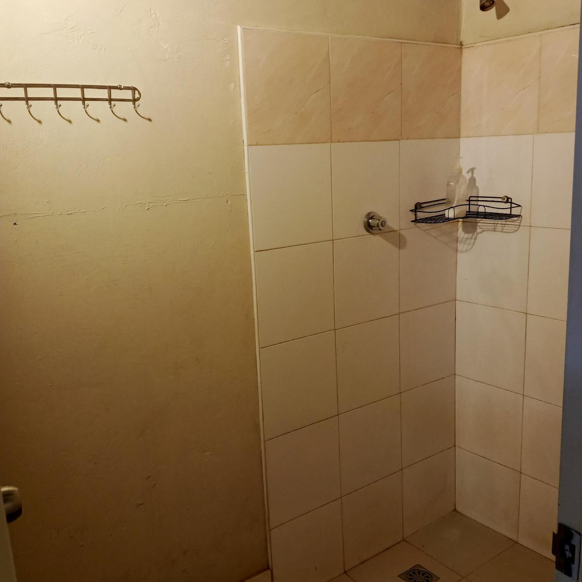 Two Crazy Monkeys Hotel Bakhawan Room photo